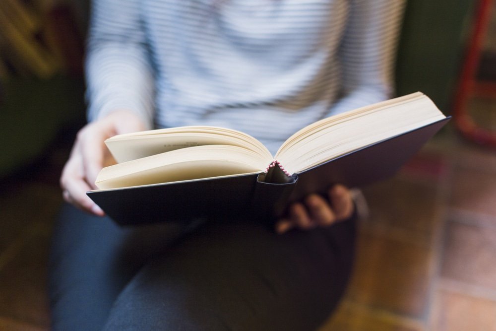 Girl,Reading,A,Book,Close up